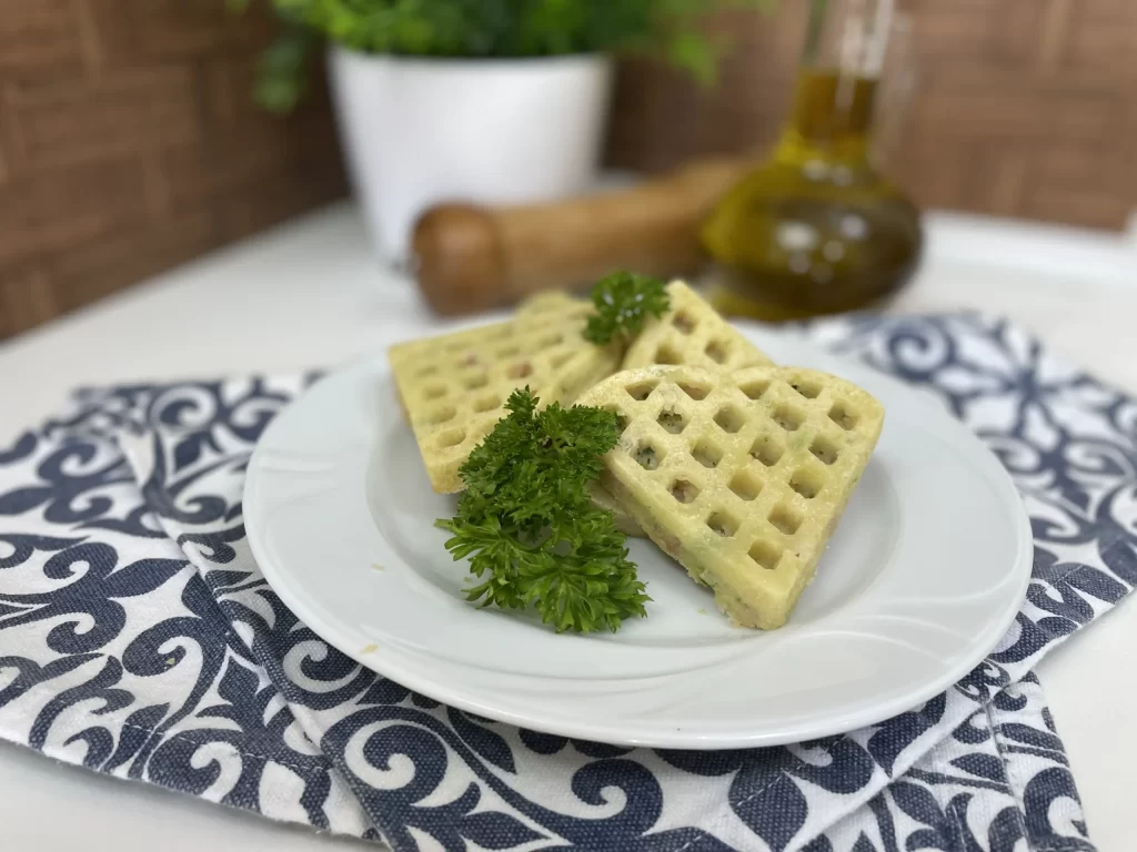 Deliciosos Waffles de Abobrinha e Presunto